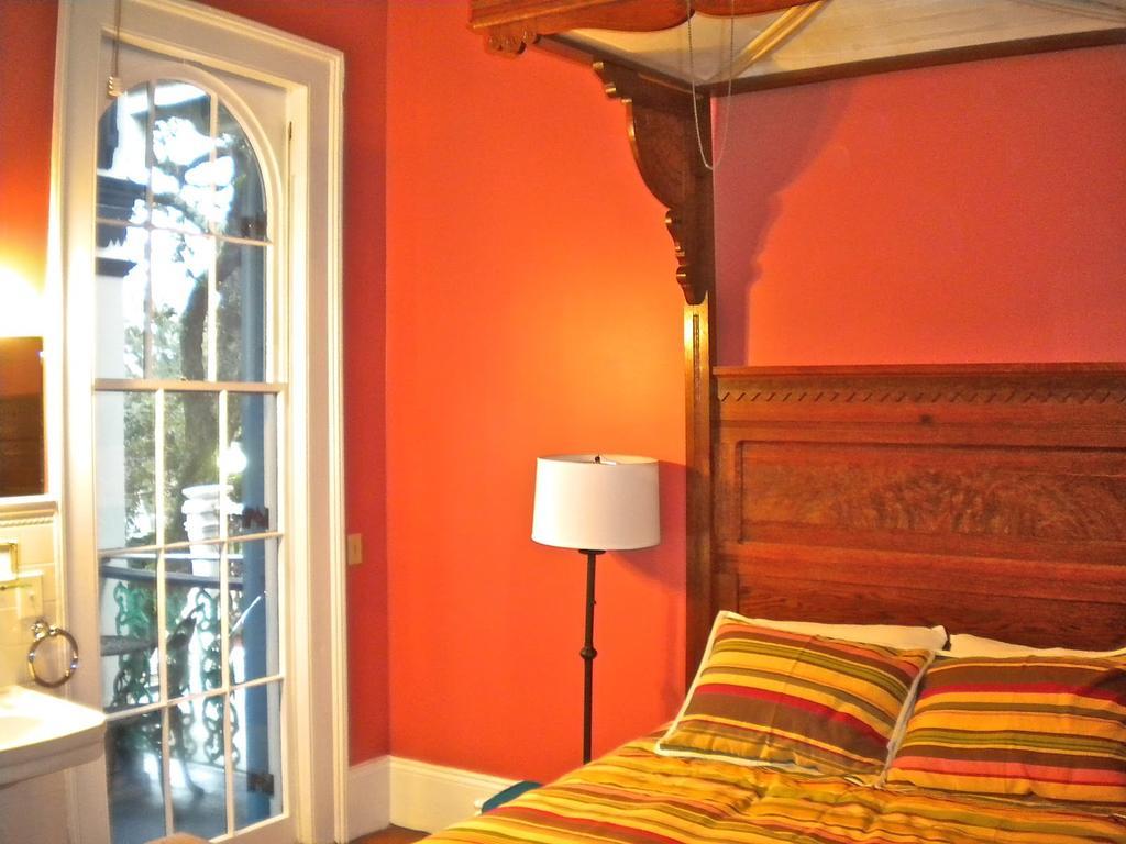 La Belle Esplanade Bed & Breakfast New Orleans Exterior photo